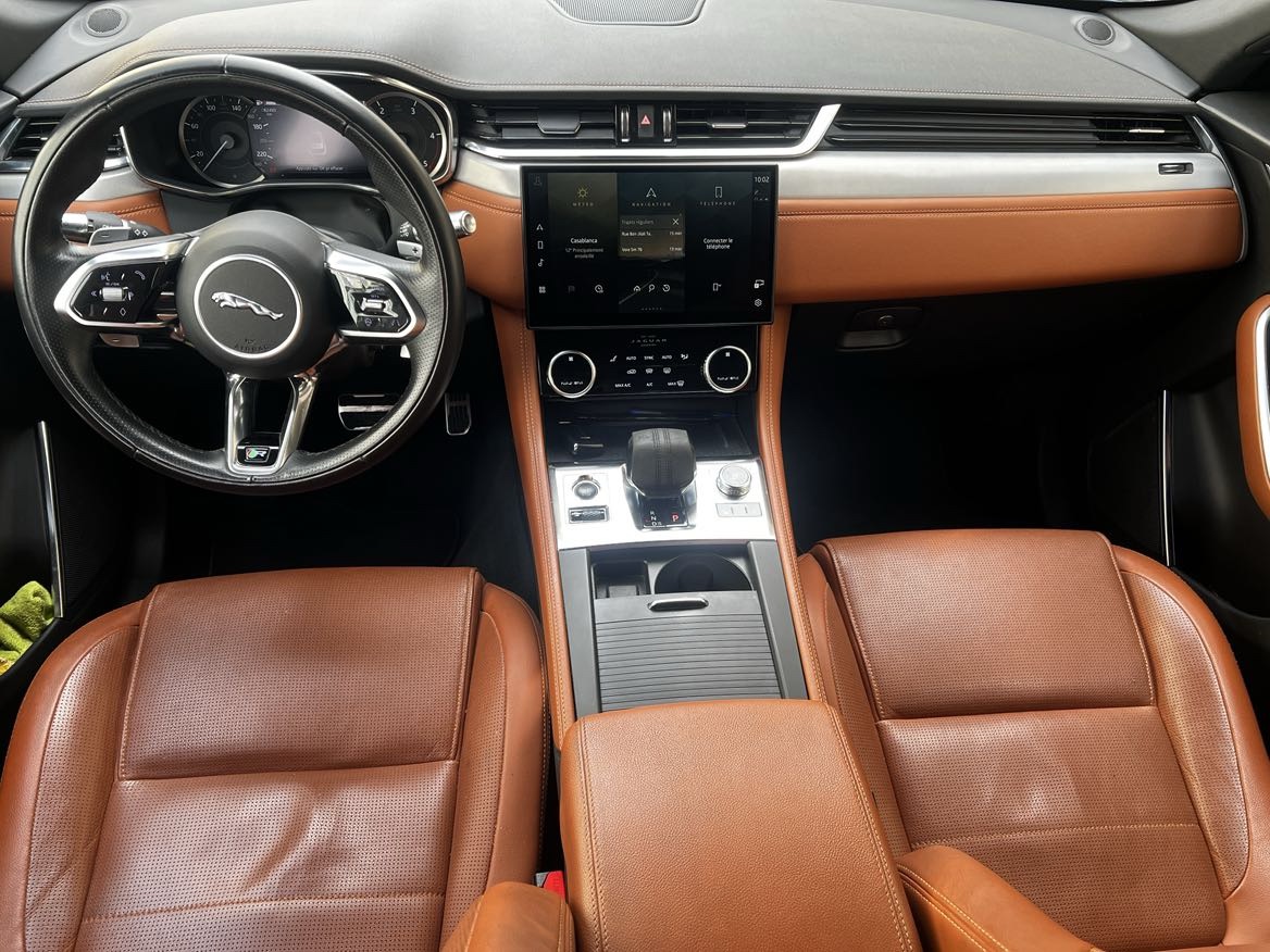 Jaguar F Pace 2.0 D I4 204 MHEV R-Dynamic SE