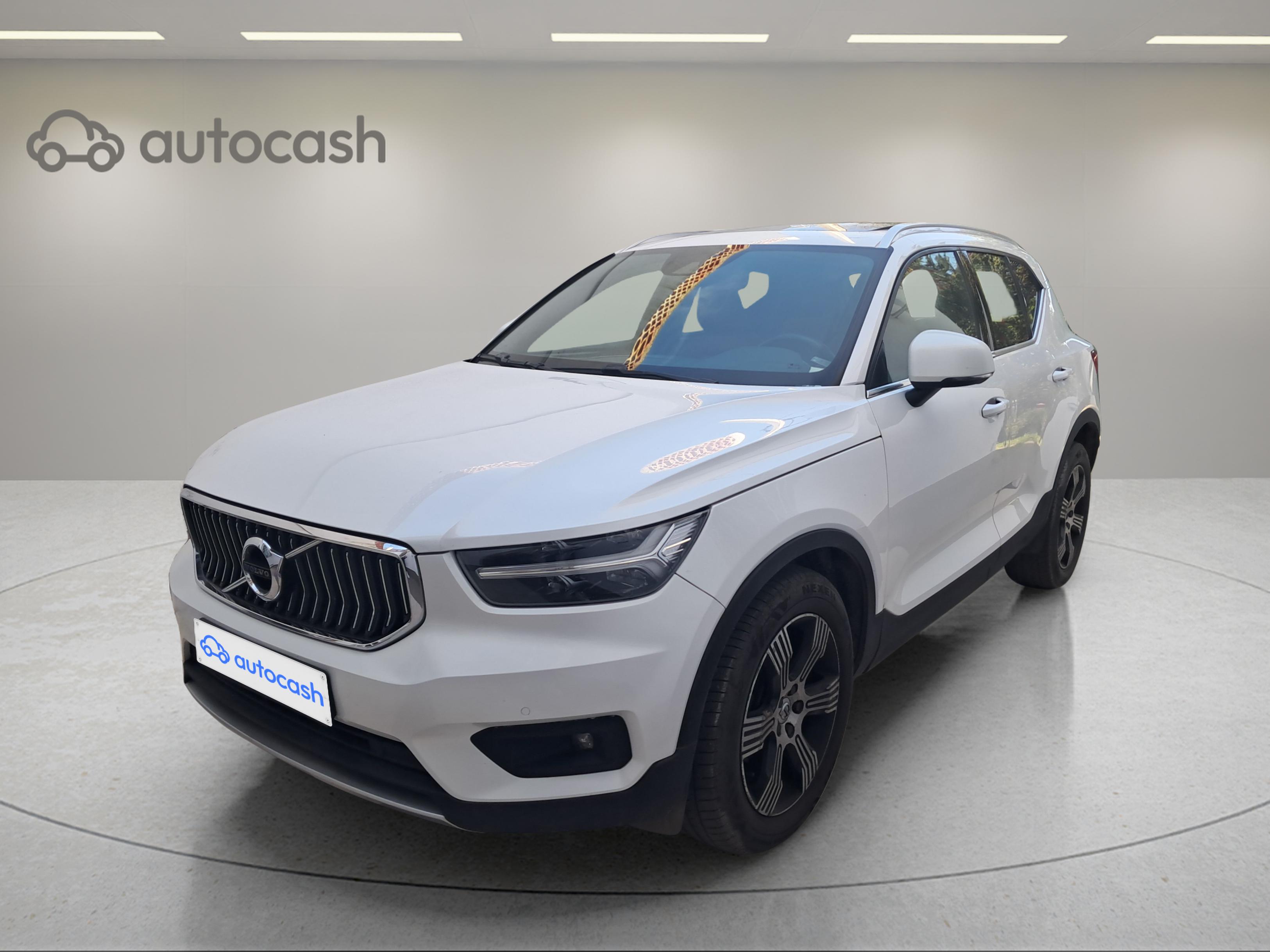 Volvo XC40 2.0 D4 190 AWD R-Design