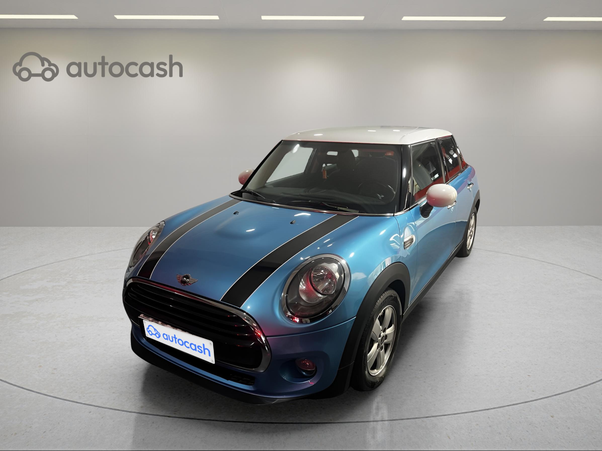 MINI Cooper 5 portes 2016 - Casablanca
