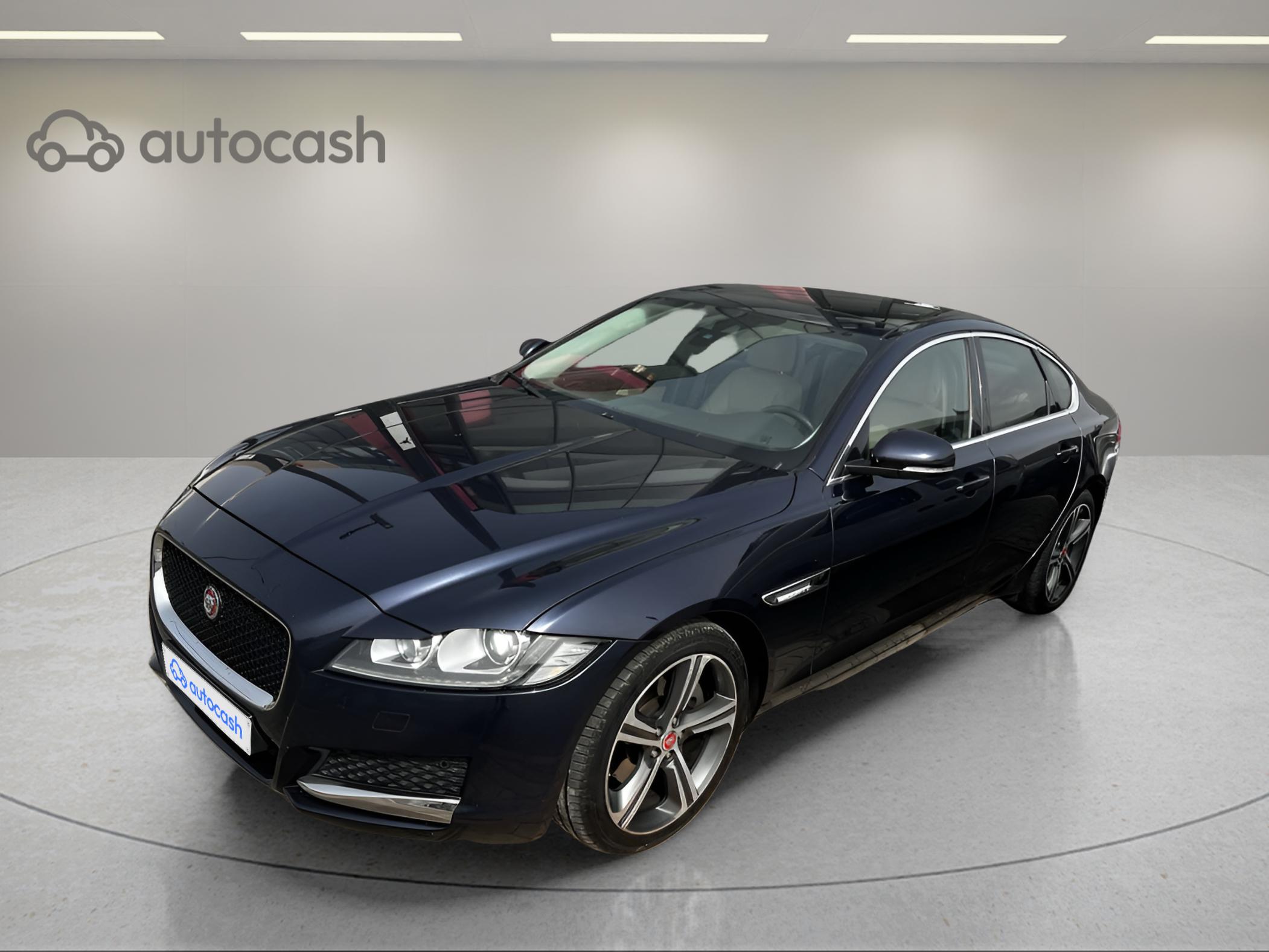 Jaguar XF 2.0 i4D 180 AT Luxury Black Editon