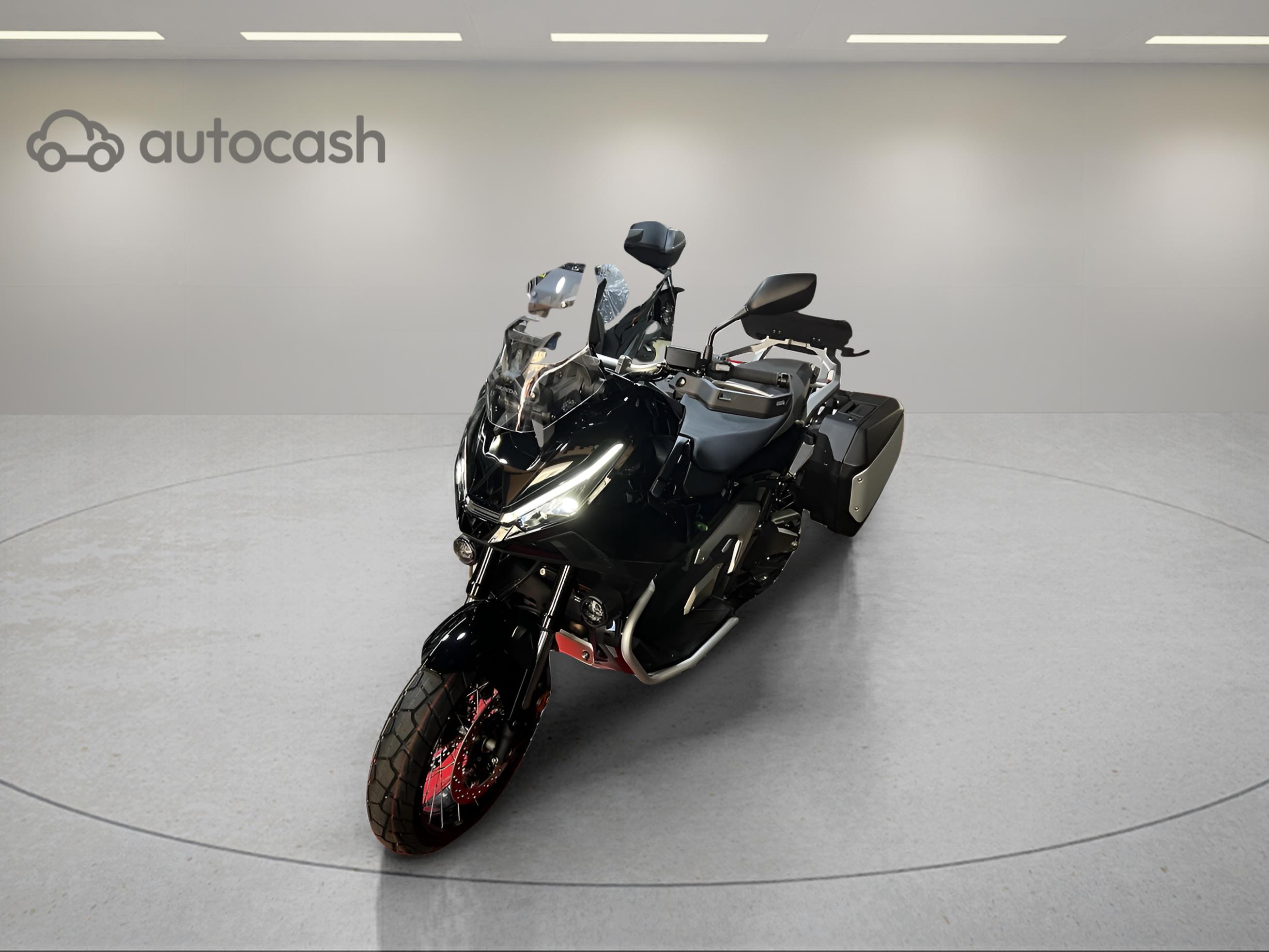 Honda CR Z HONDA X-ADV 750