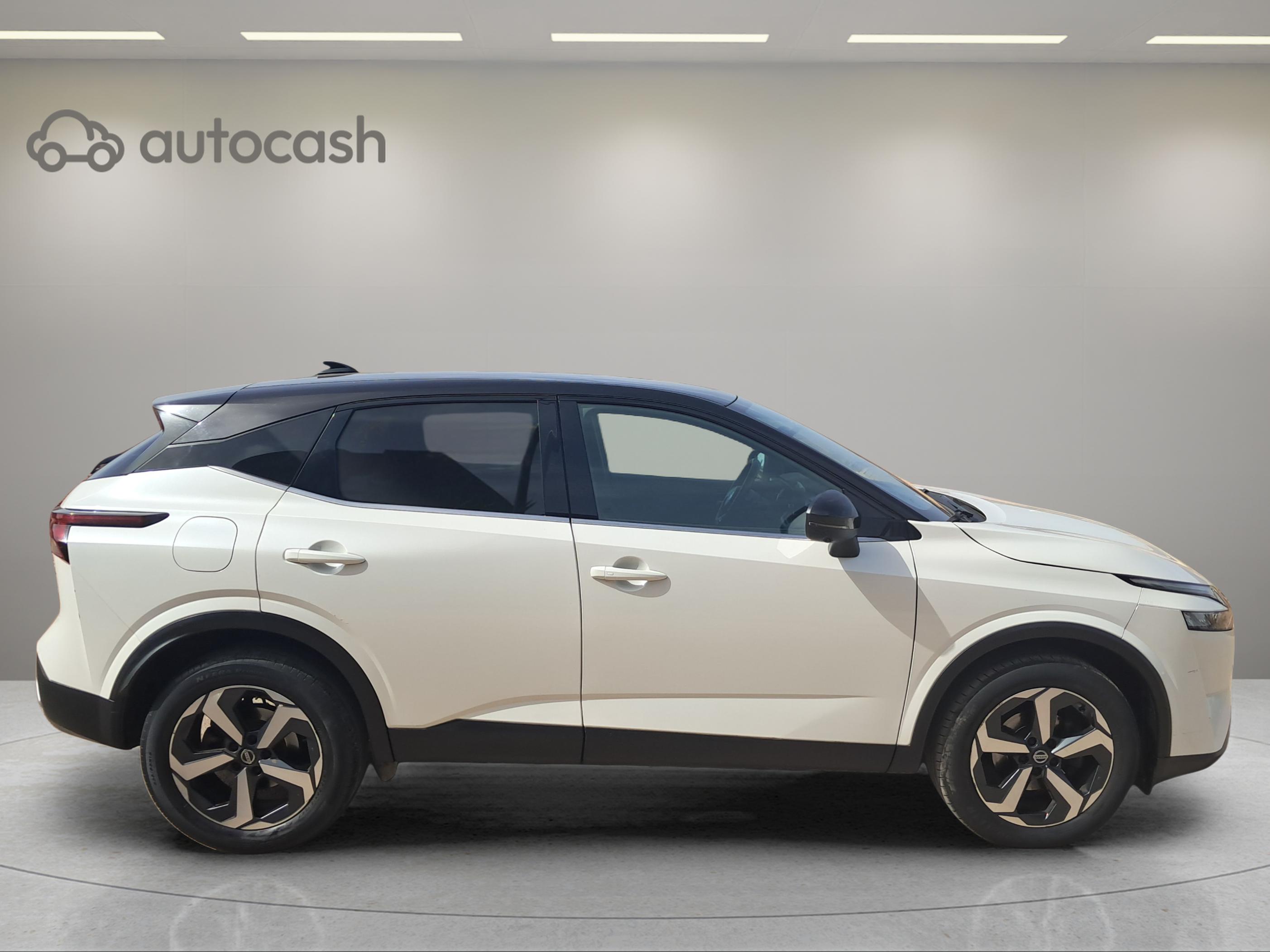Nissan Qashqai 1.3 l DIG-T 150 CVT N-Connecta Bi-Ton