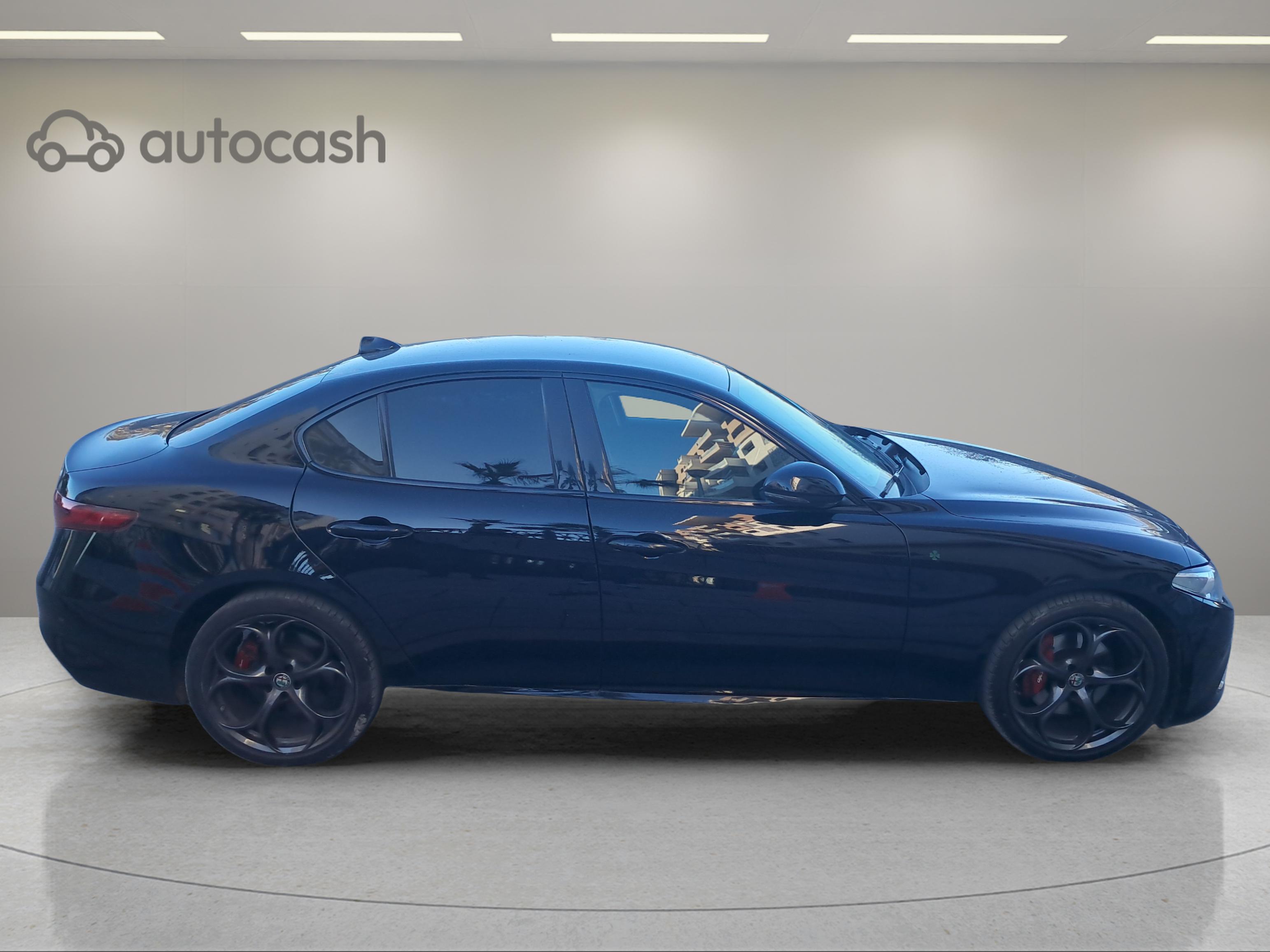 Alfa romeo Giulia 165 pack veloce
