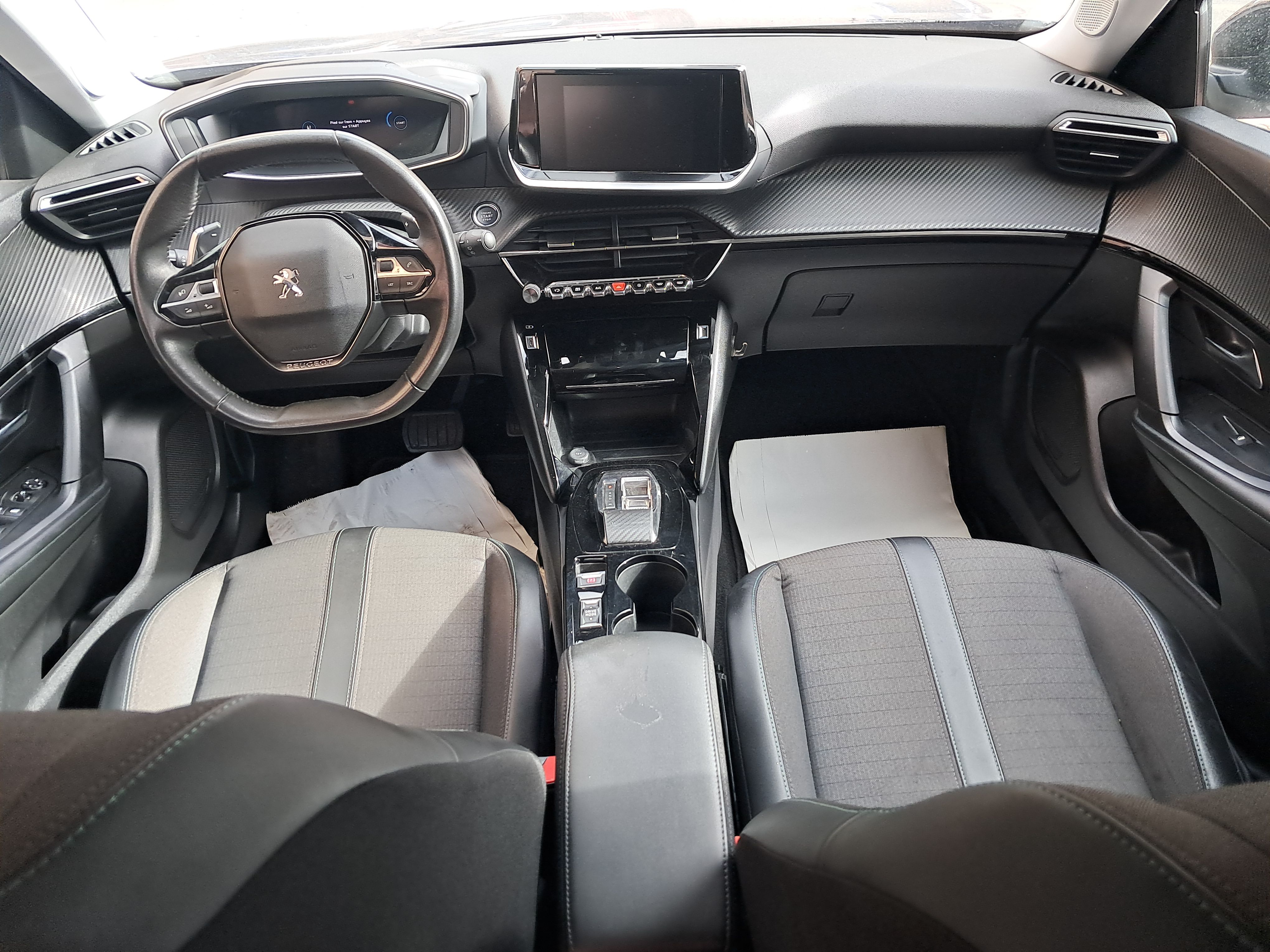 Peugeot 2008 1.5 BlueHDi STT 130 EAT8 Allure Pack+