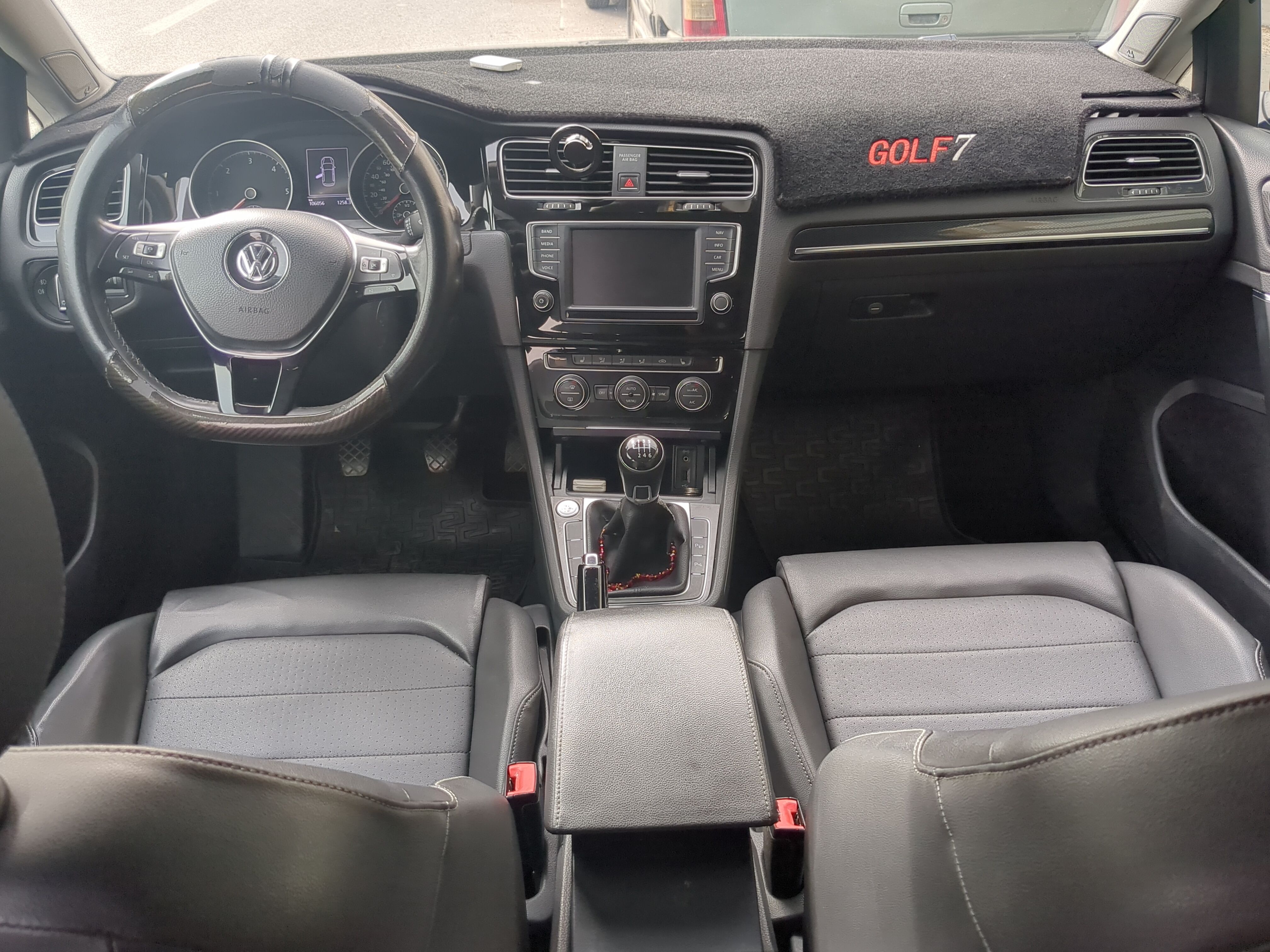 Volkswagen Golf 2.0 TDI 150 Premium DSG