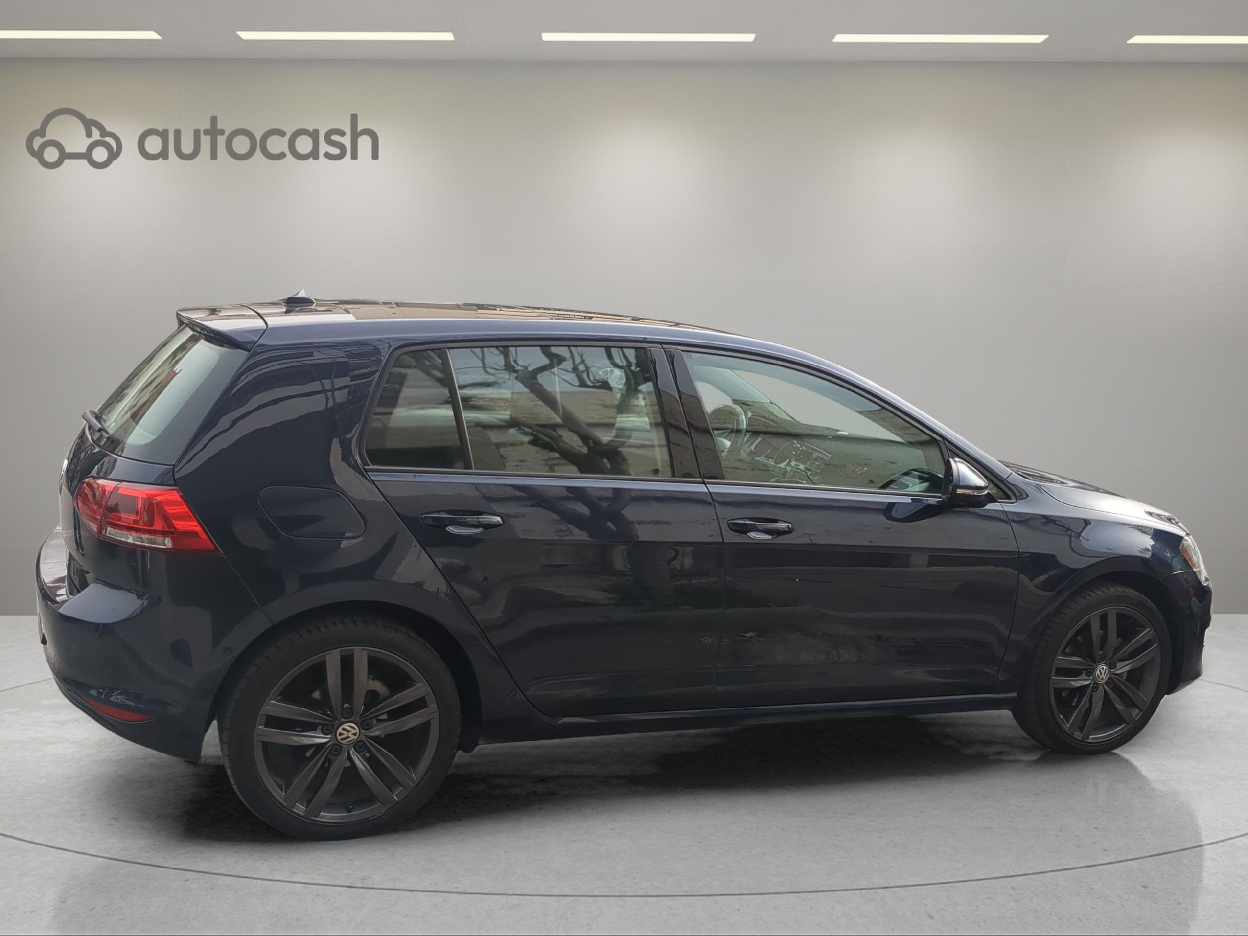 Volkswagen Golf 2.0 TDI 150 Premium DSG